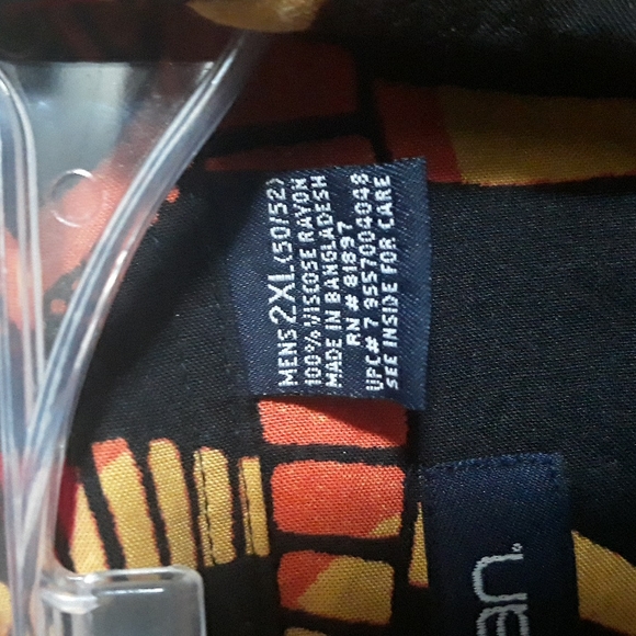 Puritan Print Shirt sz 2XL 2nd button from bottom missing - Picture 8 of 11